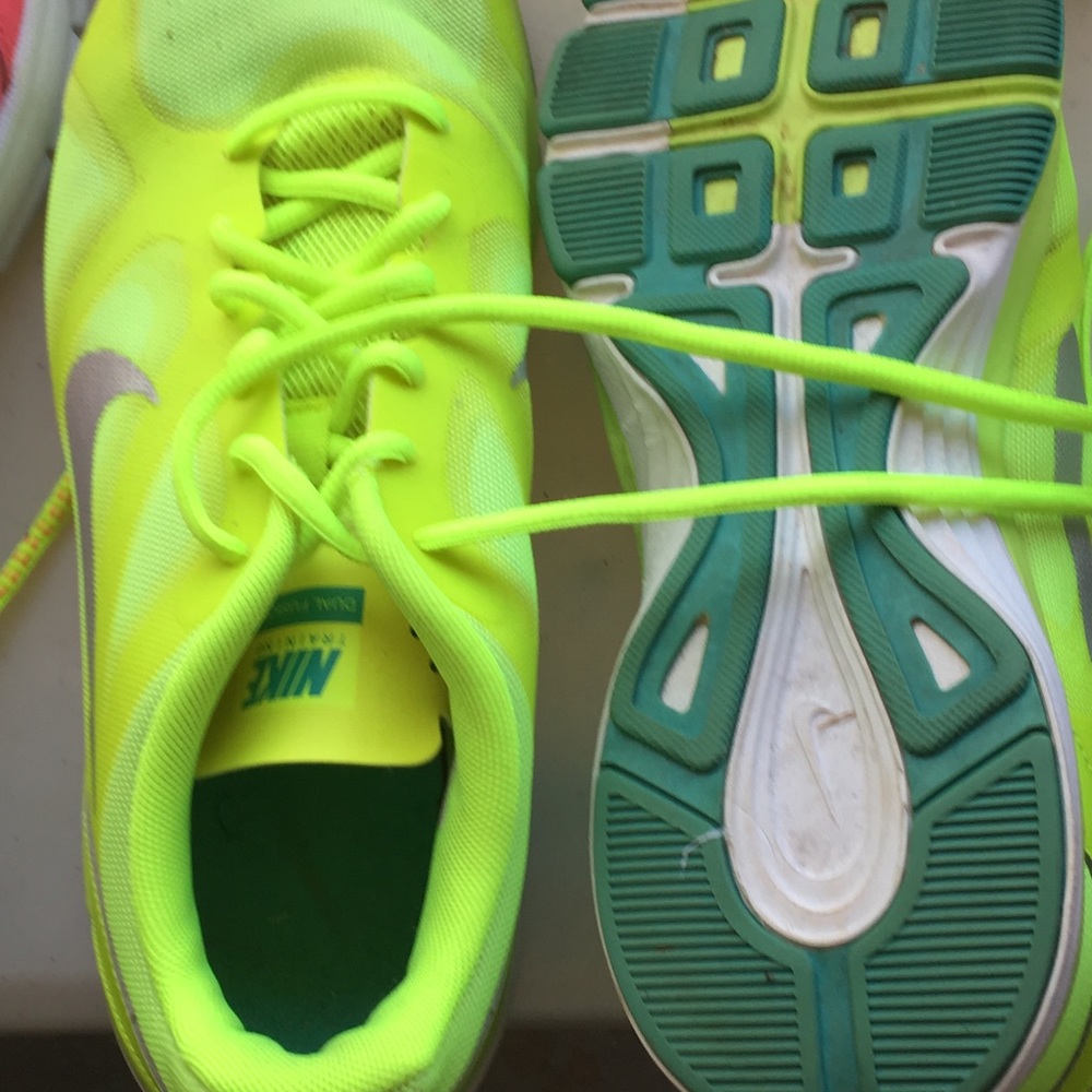 Women’s sneakers